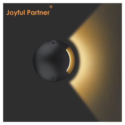 Una vista lateral de la lámpara enterrada Mini tamaño LED Ultra delgado H14MM DC24V SMD LED impermeable para el camino