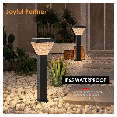 Nueva llegada Iluminación solar de jardín de césped 3000K/4000K Material del cuerpo de la lámpara de aluminio DC3.7V Cambio de color