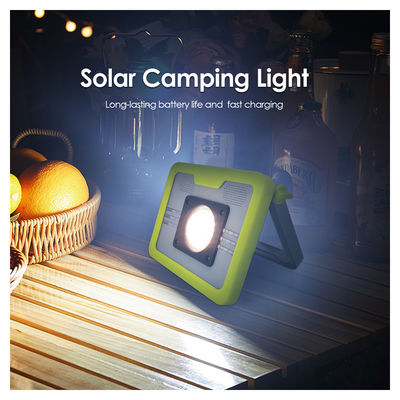 Luz de campamento solar LED portátil 4W IP65 resistente al agua SMD LED blanco frío recargable con BT para senderismo