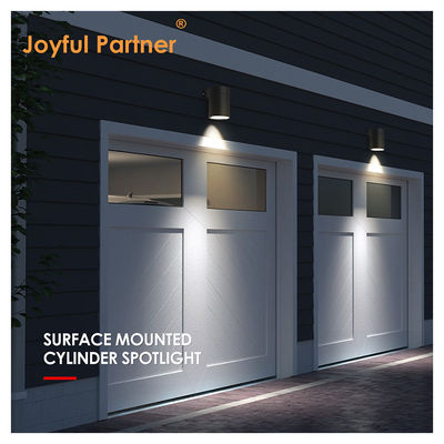 Fabrica de iluminación de superficie personalizada 4 * 2w SMD LED interior exterior IP65 cilindro de cuatro agujeros