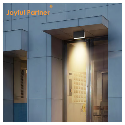 Profundas luces anti-reflejo de techo de línea IP65 resistente al agua de aluminio de la carcasa hacia arriba hacia abajo de la pared luz de la superficie montada de la decoración de la lámpara de pared