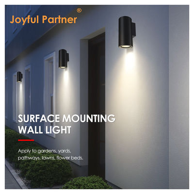Linternas de pared LED eléctricas de jardín de aluminio montadas en la pared hacia arriba y hacia abajo LED cálido blanco Cree COB para decoración al aire libre