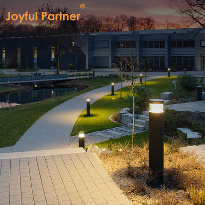 IP65 LED impermeable Bollardo de césped de aluminio Decoración al aire libre patio camino Villa Iluminación de jardín